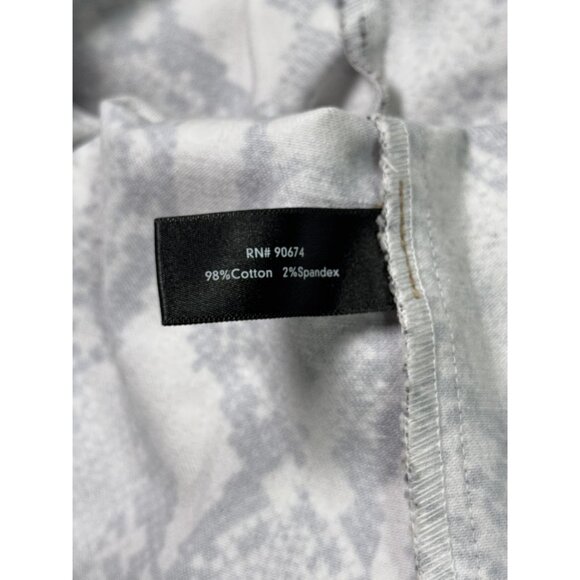 Boston Proper Size M Woman  Sneak Print Button-Up Shirt  Cotton/Spandex Blend - Picture 11 of 12